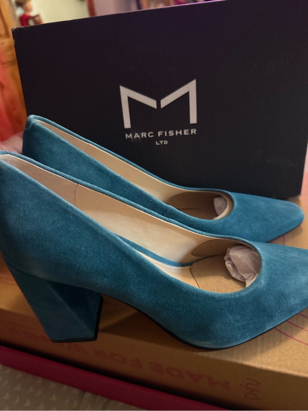 Marc Jacobs Teal Suede Block Heel Pumps - Picture 3 of 4